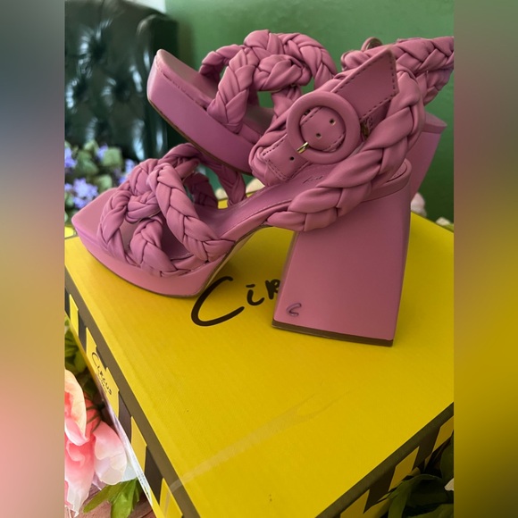 💕NWT💕 Size: 5 1/2, Circus NY by Sam Edelman, Mabel Ankle Strap Sandal - Picture 5 of 5